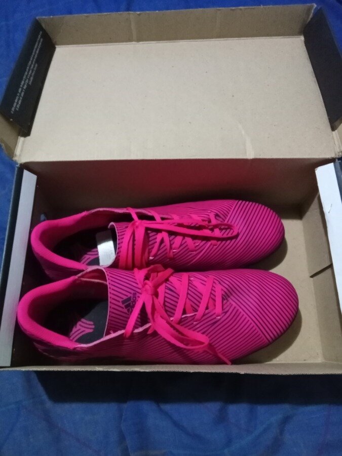 Botines adidas hotsell en caja